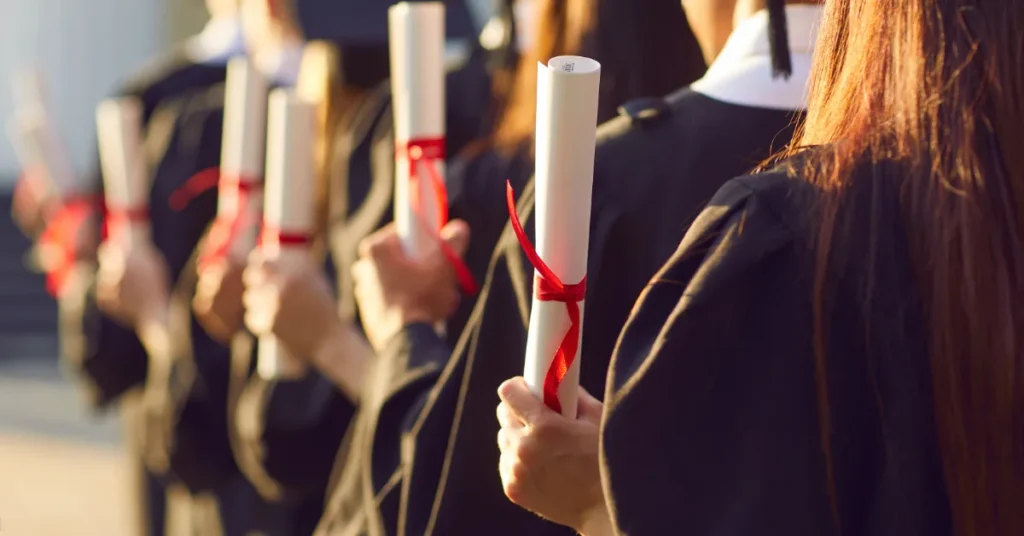 Black And White Traditional Graduation Photo Collage 1024x536