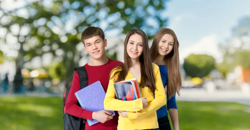 Green Modern Study Abroad Poster 1024x536